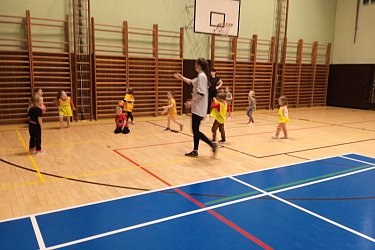 Sportovky prosinec Světlušky a Medvídci