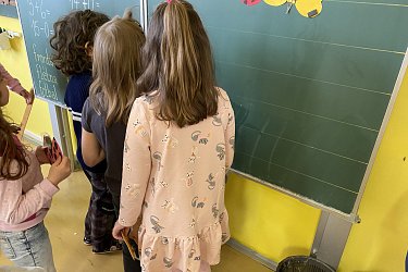 Kamínci - návštěvy základních škol