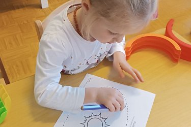 měsíc duben 2024 na Pomněnkách