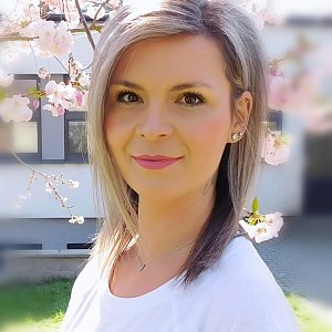 Tereza Hezinová