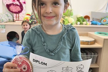 Do školičky pěšky nebo na kole